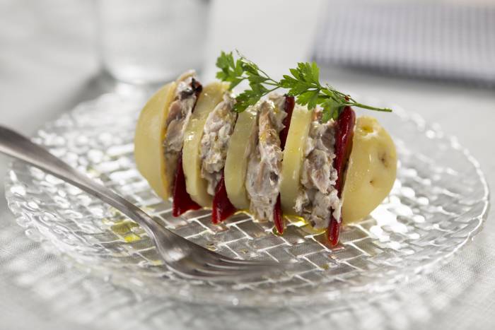 Milhojas de atún y pimientos del piquillo