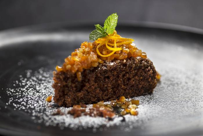 Tarta de zanahorias con mermelada de naranja