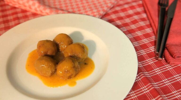 Albóndigas con salsa de calabaza
