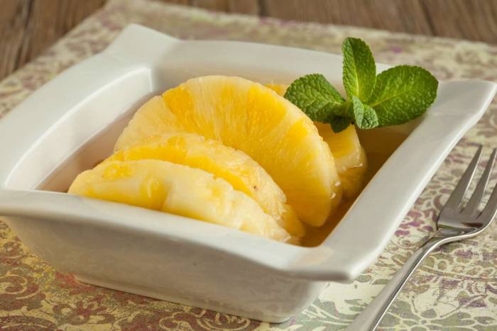 Piña natural al whisky