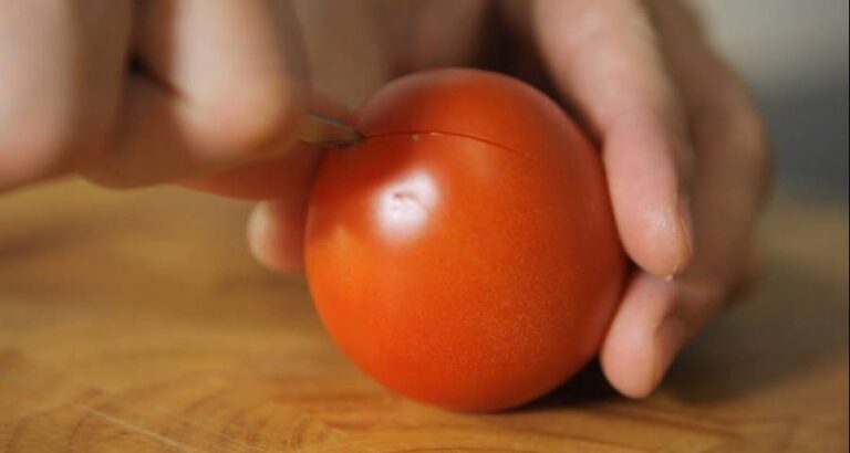 Cómo pelar tomates