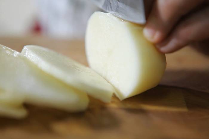 Seca las patatas antes de rellenarlas