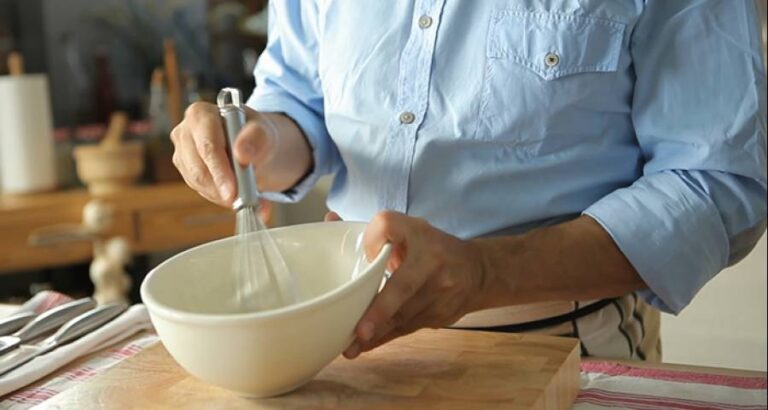 Montar claras y nata