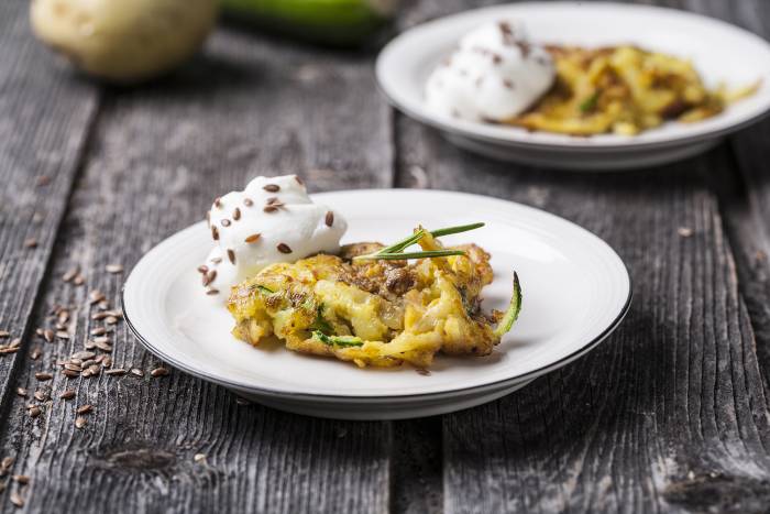 Revuelto de patata y calabacín con mousse de requesón