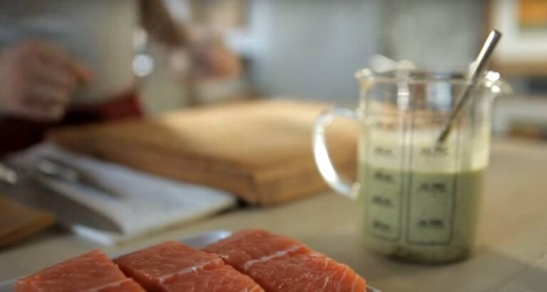 Dale un toque aromático al salmón