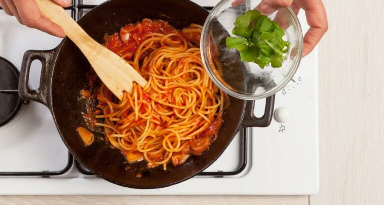 Albahaca en tus platos