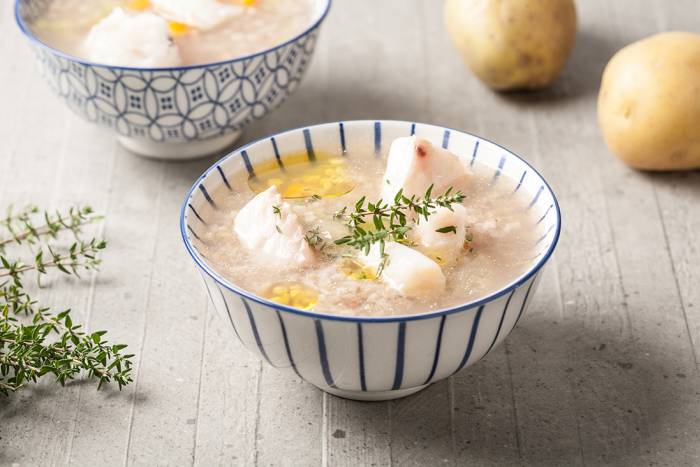 Sopa de trigo y merluza sin gluten