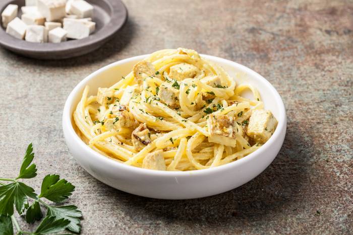 Espaguetis con carbonara vegetal