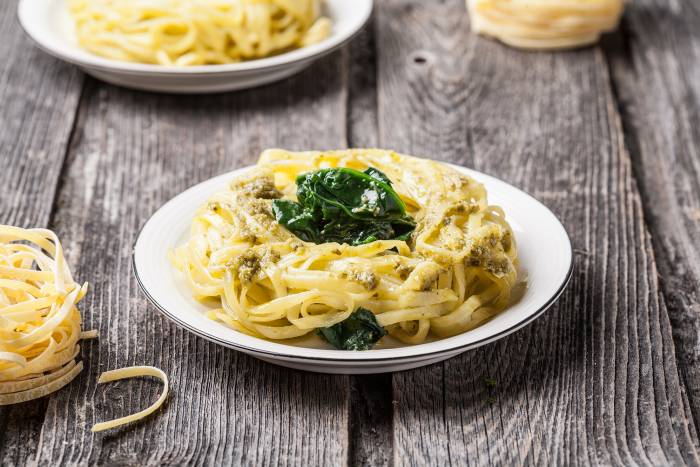 Tallarines con acelgas