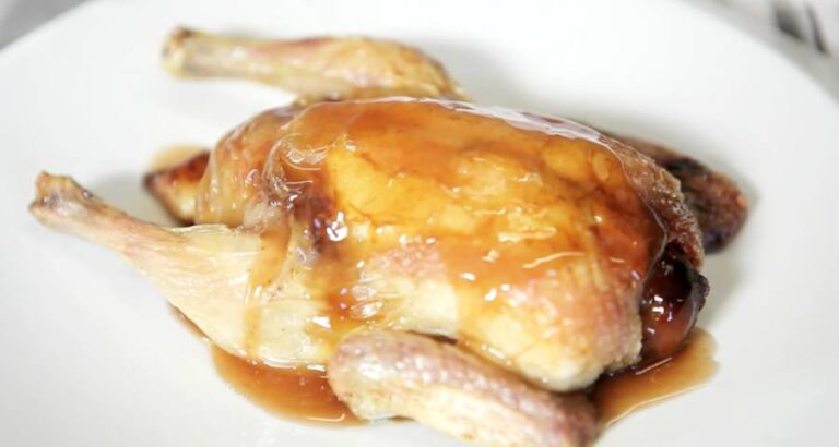 Picantones rellenos de frutos secos