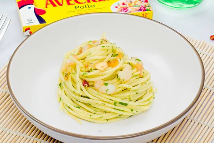 Espaguetis con gambas al ajillo