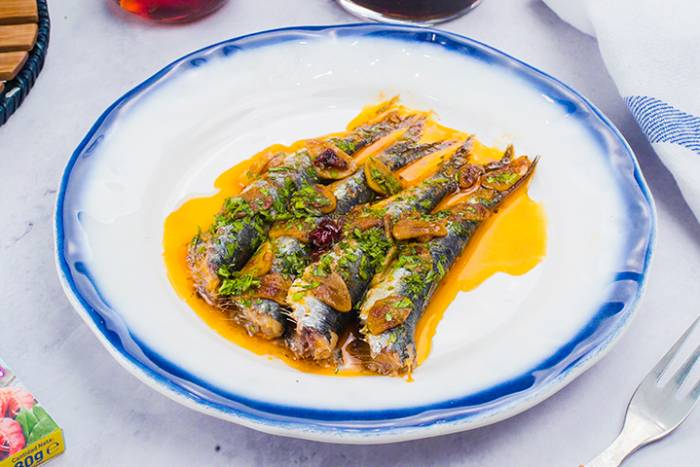 Sardinas al horno con salsa