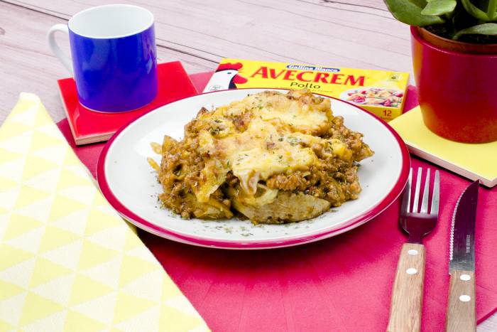 Patatas fritas con carne