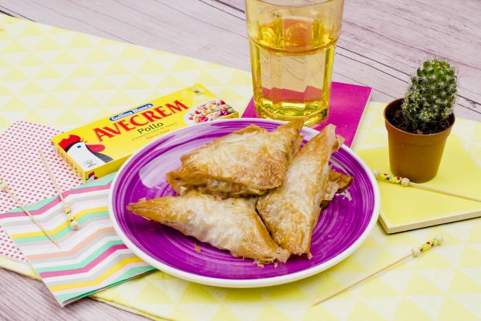 Triángulos de queso y bacon