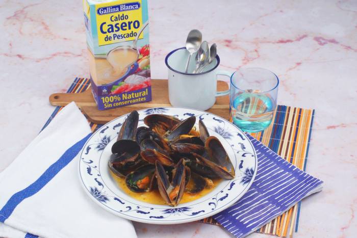 Mejillones a la marinera