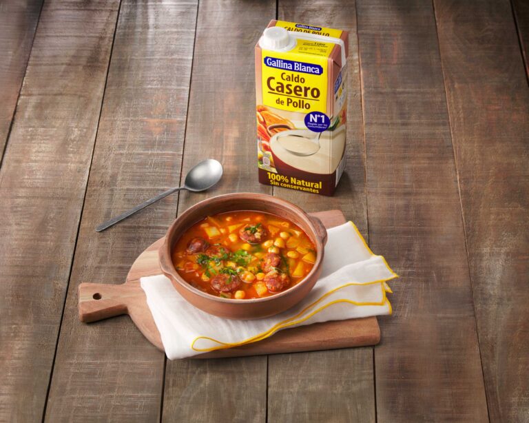 Potaje de garbanzos con chorizo