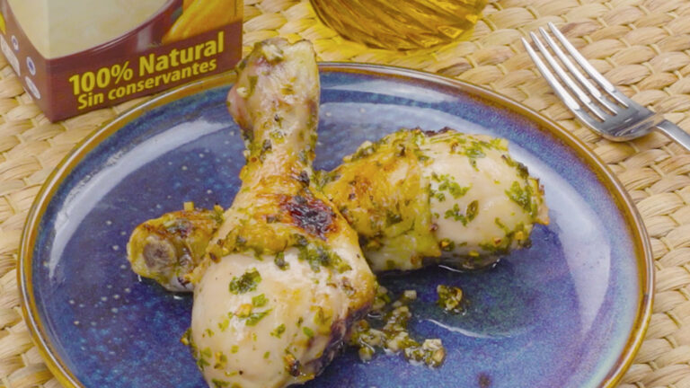 Pollo al ajillo al horno