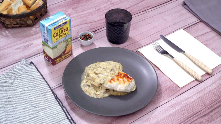 Pechugas de pollo en salsa de champiñones