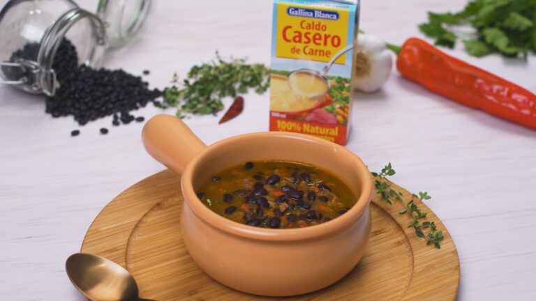 Guiso de frijoles con carne