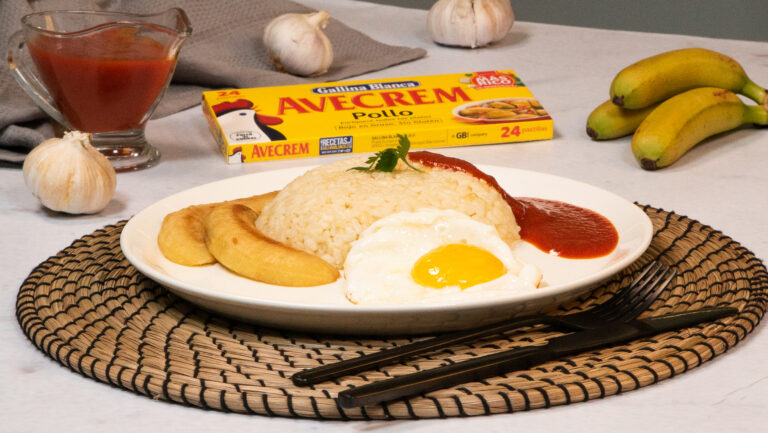 Arroz a la cubana con plátano