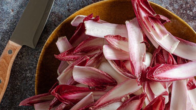 Endivias: 5 recetas ligeras y fáciles
