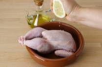 Preparar el pollo a la cazuela