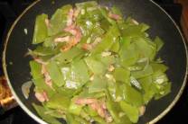 Cocción y mezcla de ingredientes