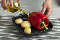 Cocer los pimientos y patatas
