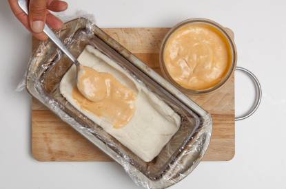 Montar el pastel y refrigerar