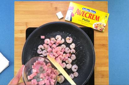 Sofreír los ingredientes principales