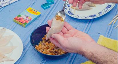 Rellenar y freír los chipirones