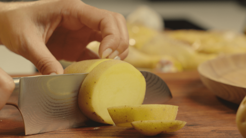 Preparando las patatas