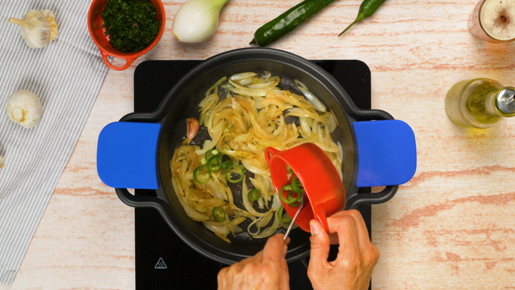 Cocinar las mollejas con el sofrito