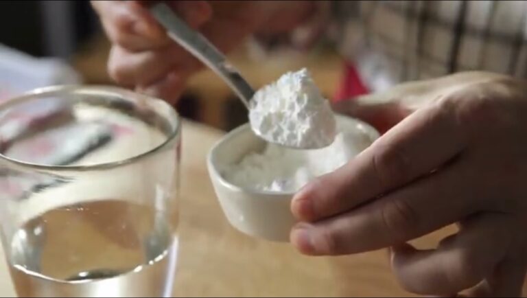 Añádele tropezones, unos dados de pan tostado bien crujiente serán el complemento ideal.