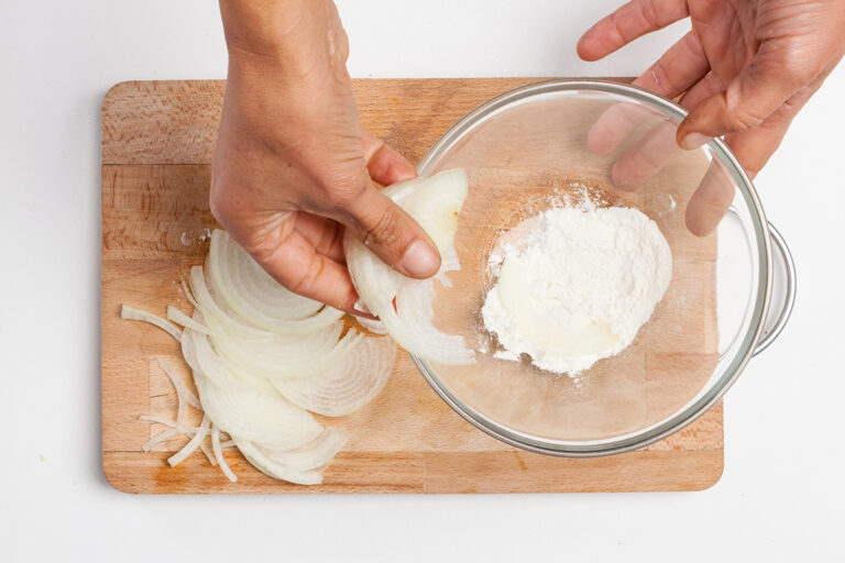 Cuando una receta de sopa incorpora harina, existe la posibilidad de que queden grumitos.