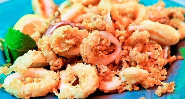 La sepia guisada con habitas es ideal para servir como segundo plato o incluso como plato único.