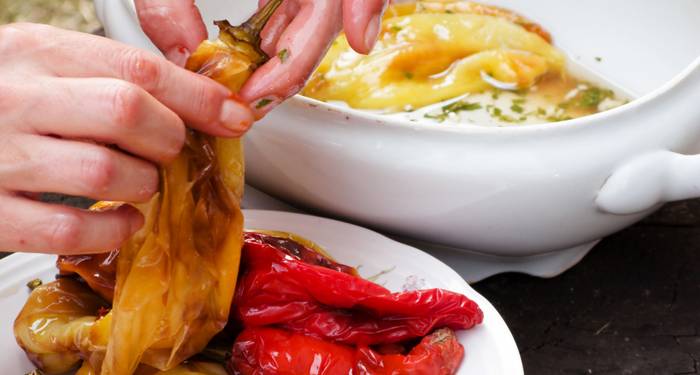 Pimientos pelados en un momento