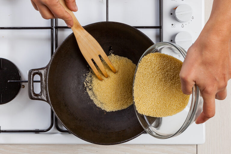 Añadir comino al cuscús