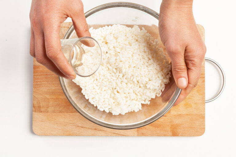 Rocía con vinagre de arroz