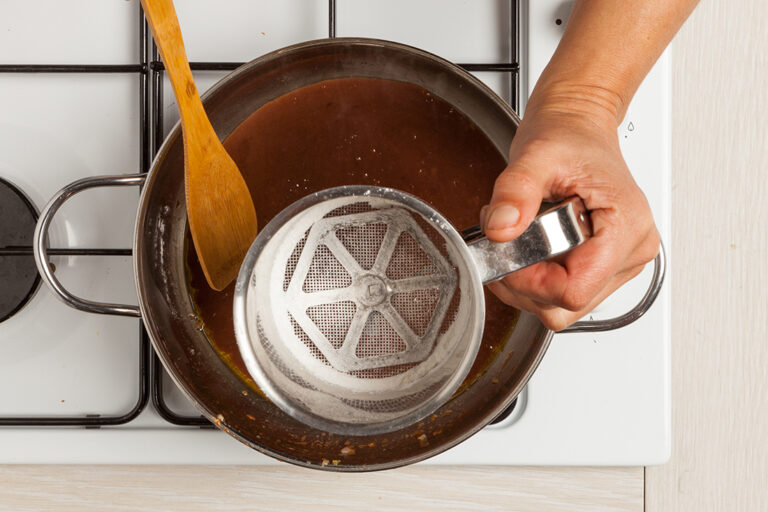 Si ves que la salsa no se ha ligado bien o notas que está demasiado ligera no te preocupes, tiene solución.