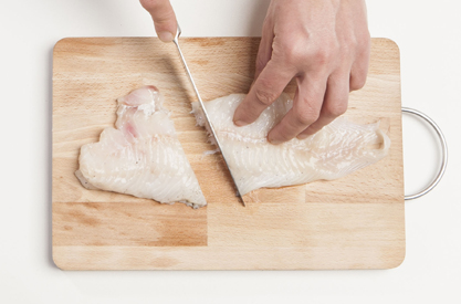 La clave del sabor es elegir unos buenos lomos de bacalao que, acompañados de las patatas, potenciarán al máximo su sabor.