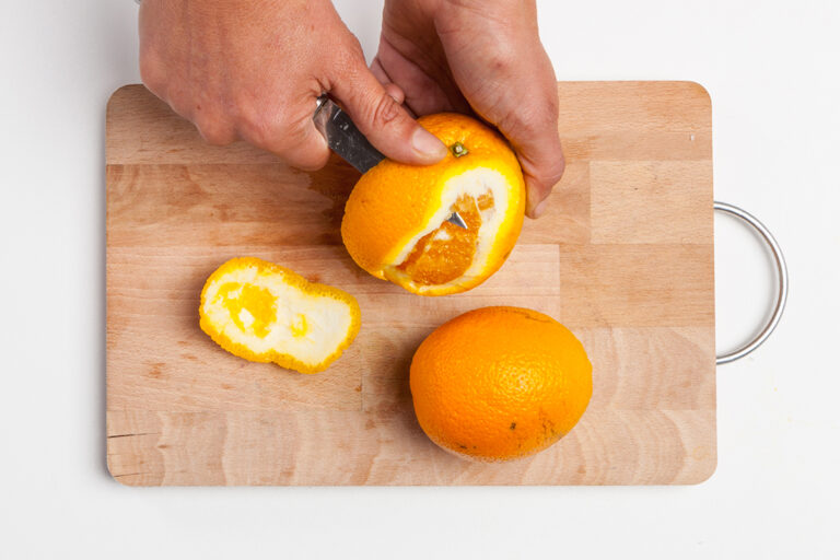 Aprovecha la piel de la naranja