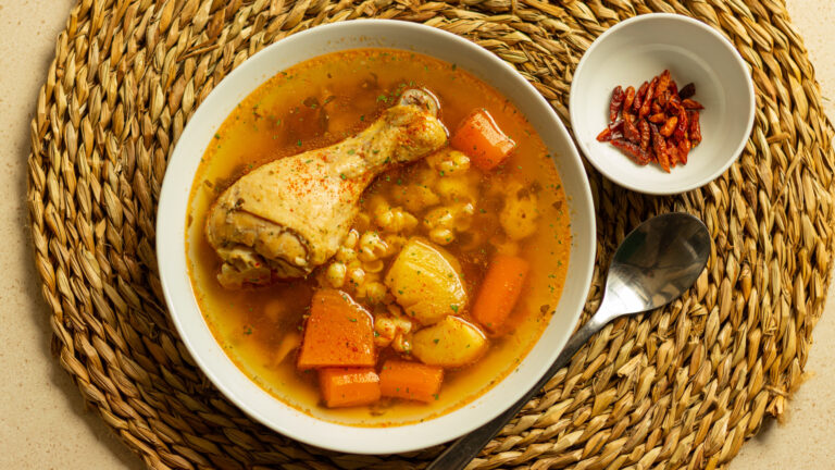 Caldo de pollo