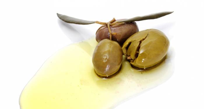 Quita el hueso a las aceitunas de forma fácil