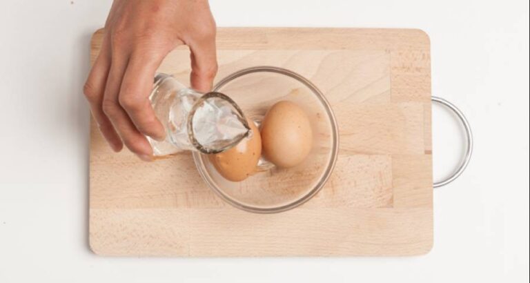 Pela el huevo con facilidad